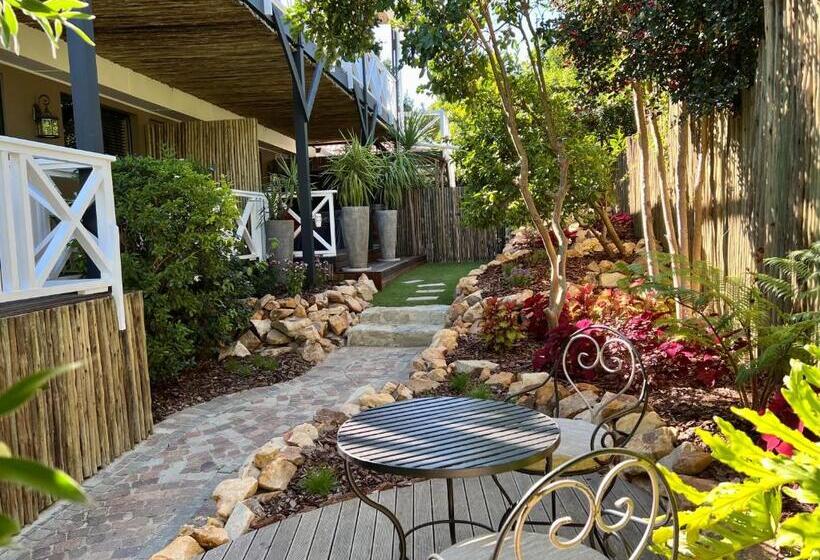 Номер Стандарт с Террасой, Yebo Boutique Guesthouse