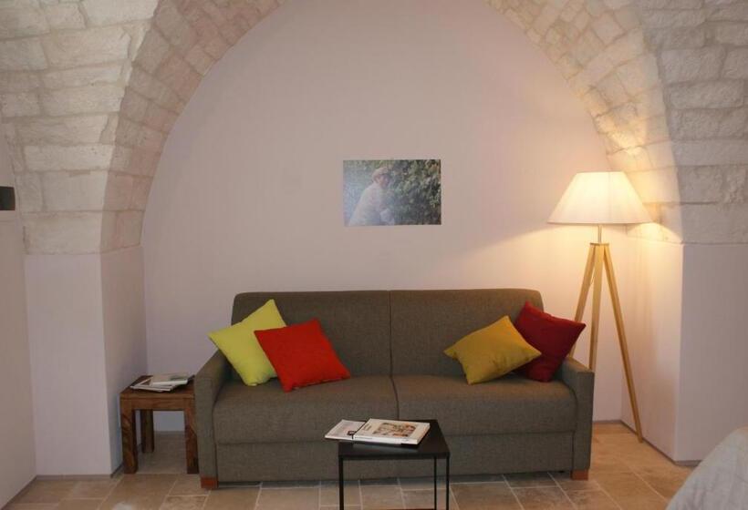 سوئیت جونیور خانوادگی, Masseria Grofoleo