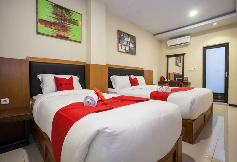 سوییت, Reddoorz Premium @ Jalan Cengkeh Malang