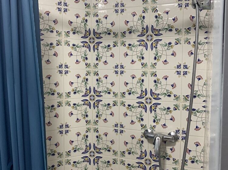 اتاق استاندارد, Hostal Alcobia