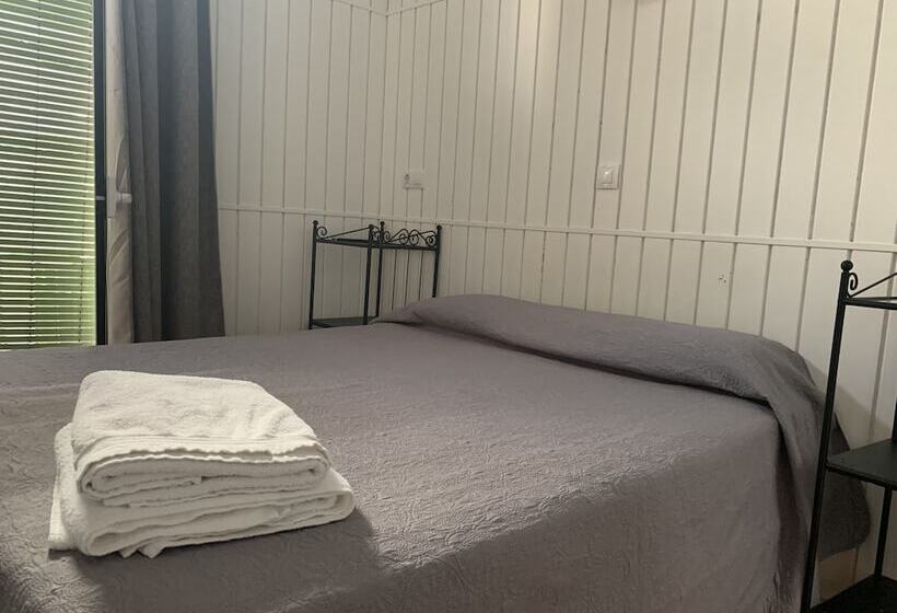 اتاق استاندارد, Hostal Alcobia