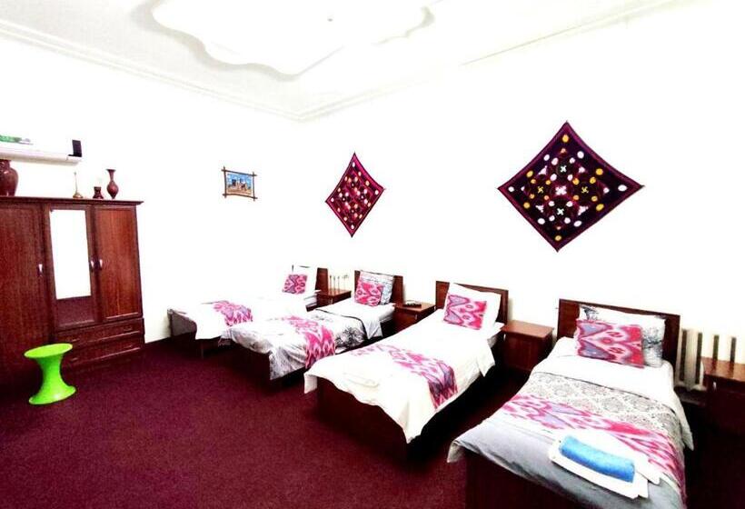 4인용 수피리어 룸, World Guest House