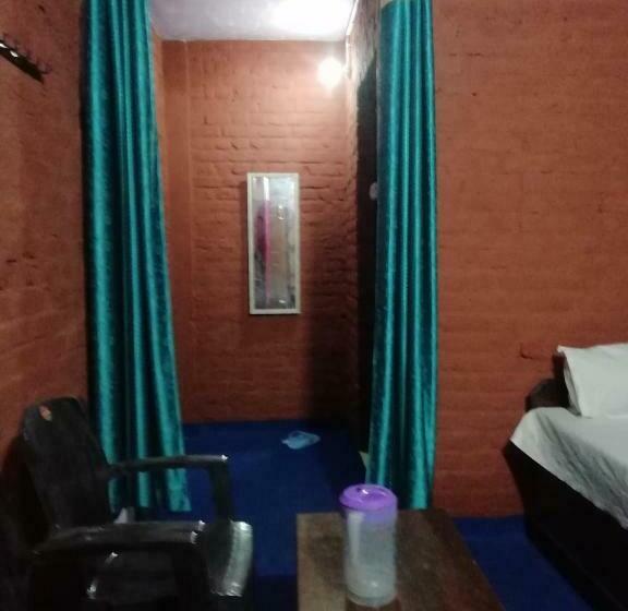 豪华房间, Garhwal Resort, Raithal, Bhatwari, Uttarkashi