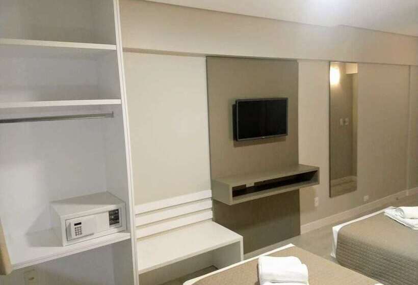 Номер Deluxe, Tri Hotel Executive Indaial