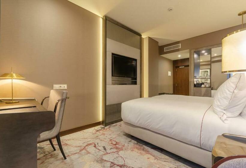Quarto Superior com Vistas, Turim Boulevard