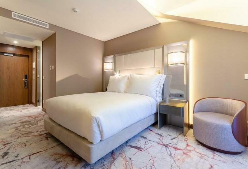 Quarto Superior com Vistas, Turim Boulevard