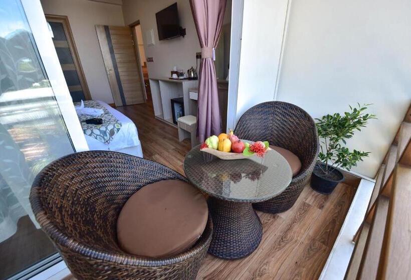 اتاق سوپریور, Vilu Thari Inn Maldives