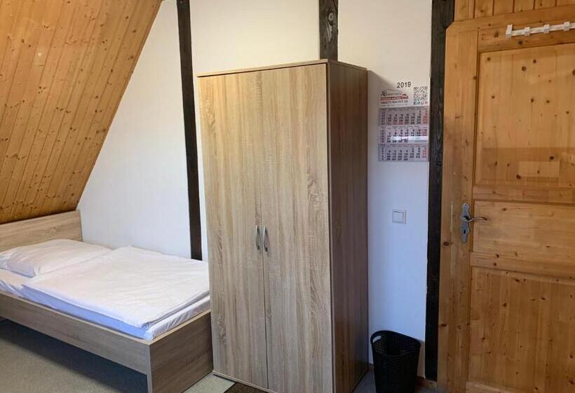 标准三人间, Ab Apartment Objekt 122