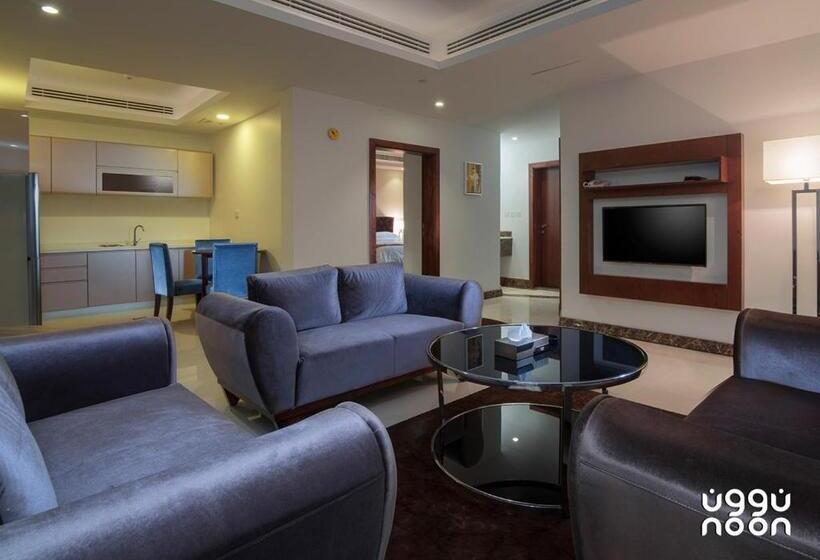 Люкс 2 Спальни, Noon Hotel Suites