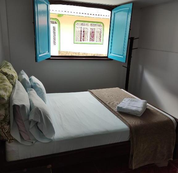 Quarto Economy, Hosteria De Mi Pueblo