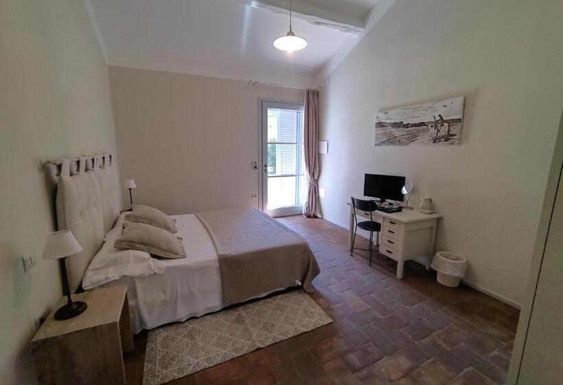 اتاق استاندارد با تخت بزرگ برای معلولان, Agriturismo Poderedodici