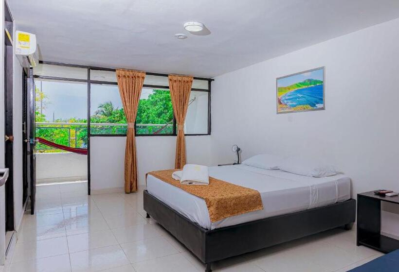 اتاق لوکس با چشم‌انداز دریا, Sol Inn Santa Marta