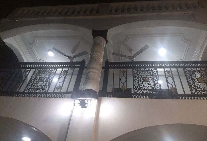 סוויטת סופריור, The Winford Boutique Hotel Achimota