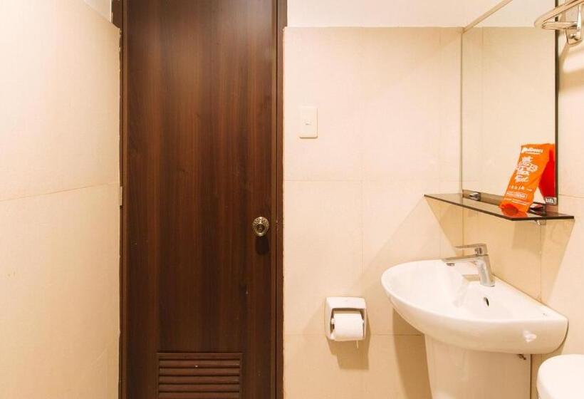 Семейный Номер, Reddoorz At Manila Venetian