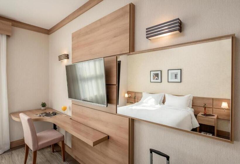 Номер Deluxe, Intercity Itupeva