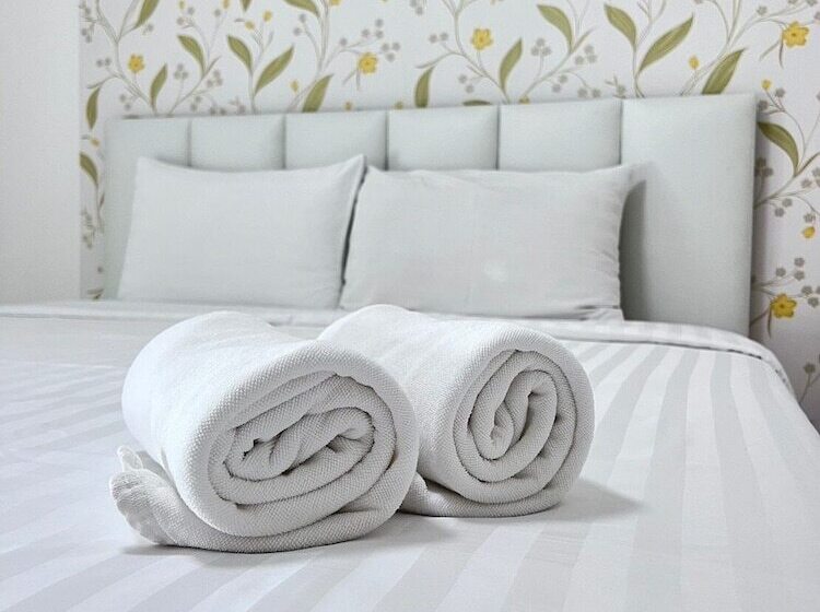 اتاق استاندارد با تخت بزرگ, Malizon Hotel And Residences