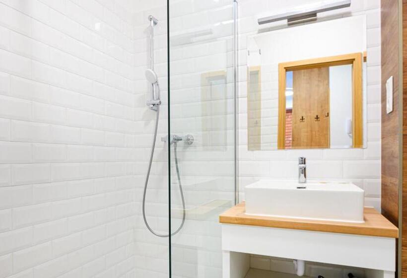 Апартаменты 1 Спальня, Berill Suites