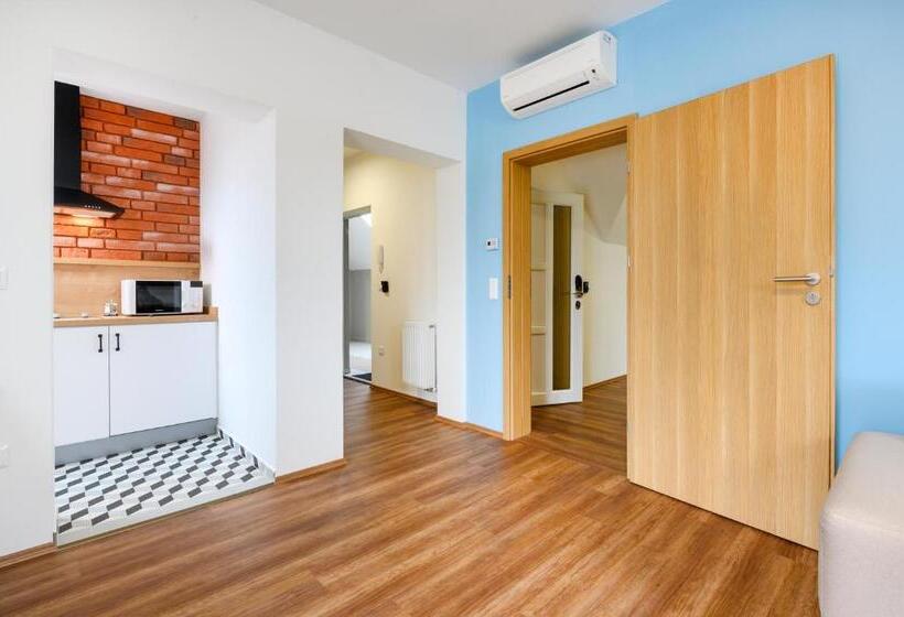 Апартаменты 1 Спальня с Террасой, Berill Suites