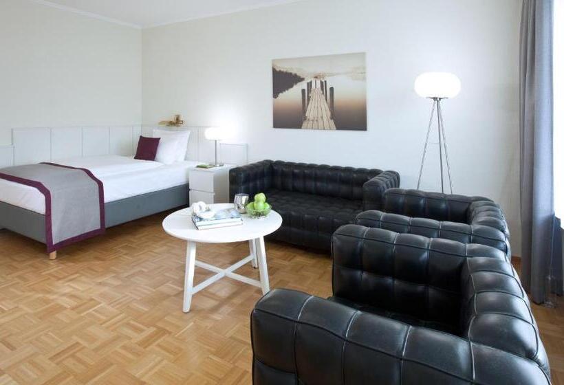 استودیوی لوکس, Studios Im Rheinhof