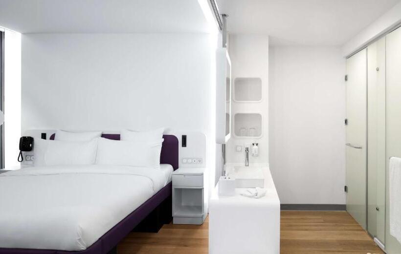 اتاق خانوادگی, Yotel Istanbul Airport Landside, City Entrance