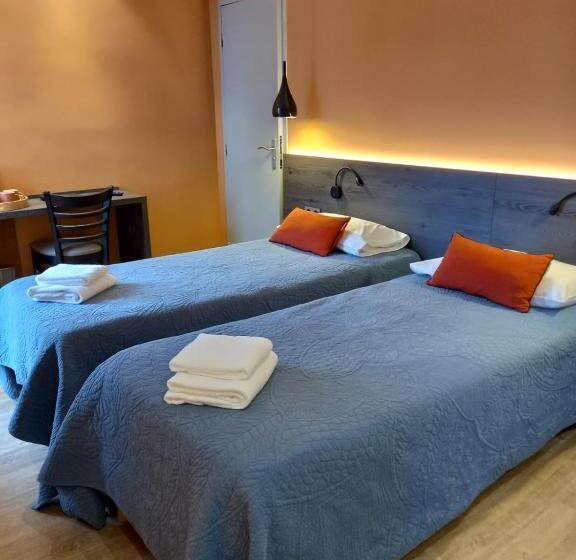 Quarto Estandar, Le Pont Neuf