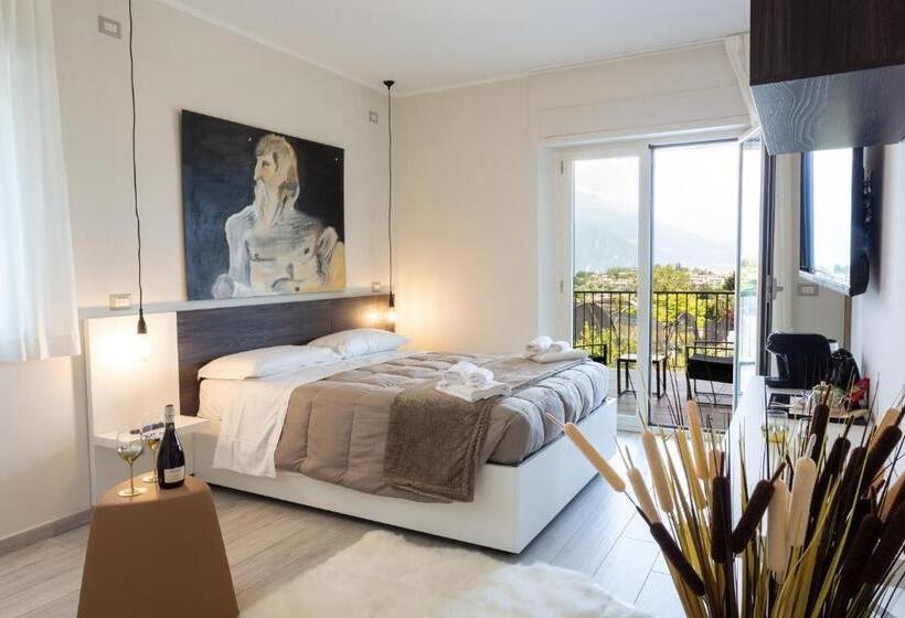 Номер Стандарт Вид на Озеро, Domus Bellagio