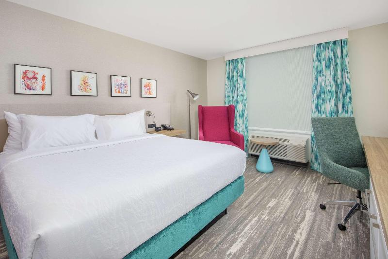Стандартный Номер Кровать Кинг, Hilton Garden Inn Surprise Phoenix