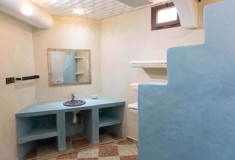 اتاق استاندارد سه نفره, Riad Zagora Palms
