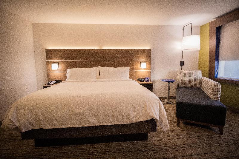 Quarto Estandar Cama King, Holiday Inn Express & Suites   Boston South   Randolph, An Ihg