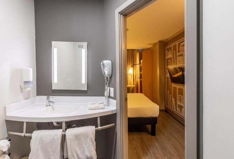 Quarto Estandar, Ibis Tijuana