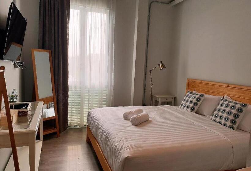 스탠다드 룸 킹사이즈 침대, Latima Boutique Hostel
