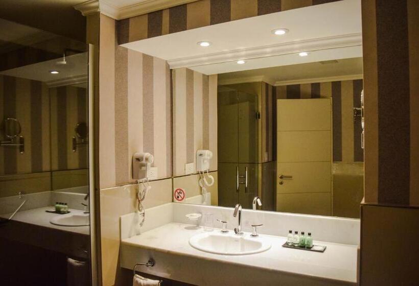 Люкс Кровать Кинг, Platinum Hotel Casino