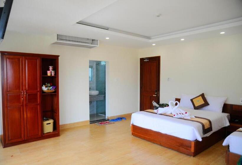 اتاق لوکس با چشم‌انداز شهر, Green Hotel Quy Nhơn
