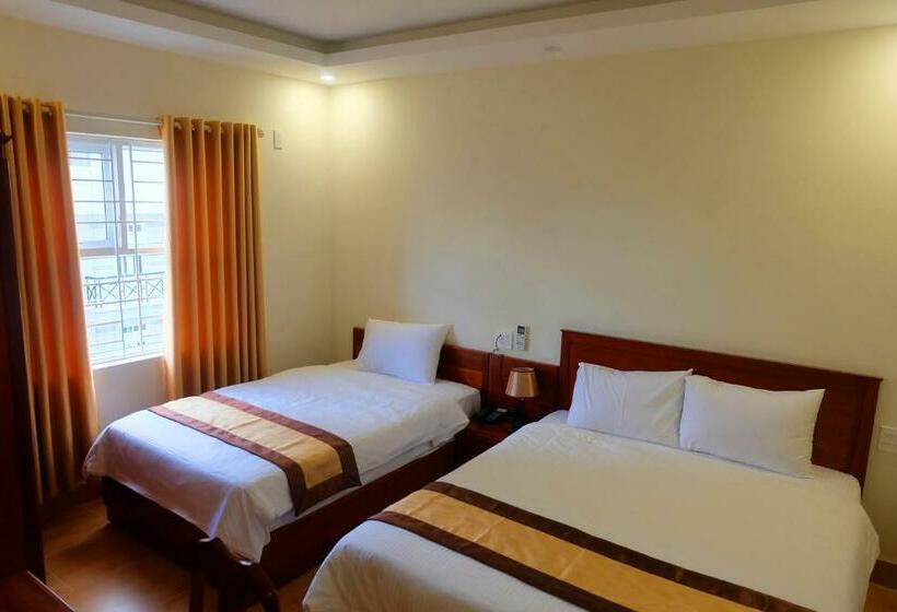 اتاق استاندارد سه نفره, Green Hotel Quy Nhơn
