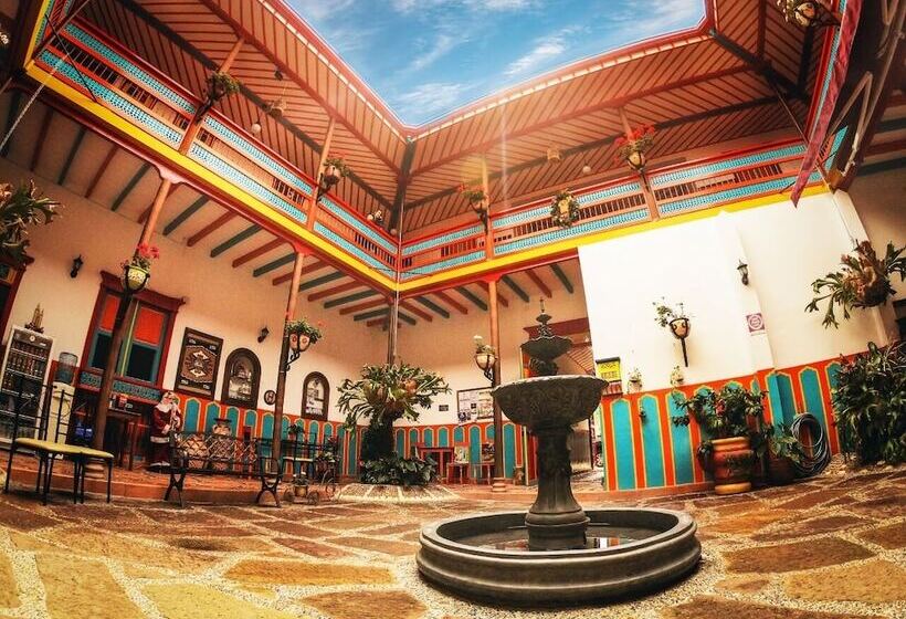 اتاق خانوادگی, Jardin Antioquia