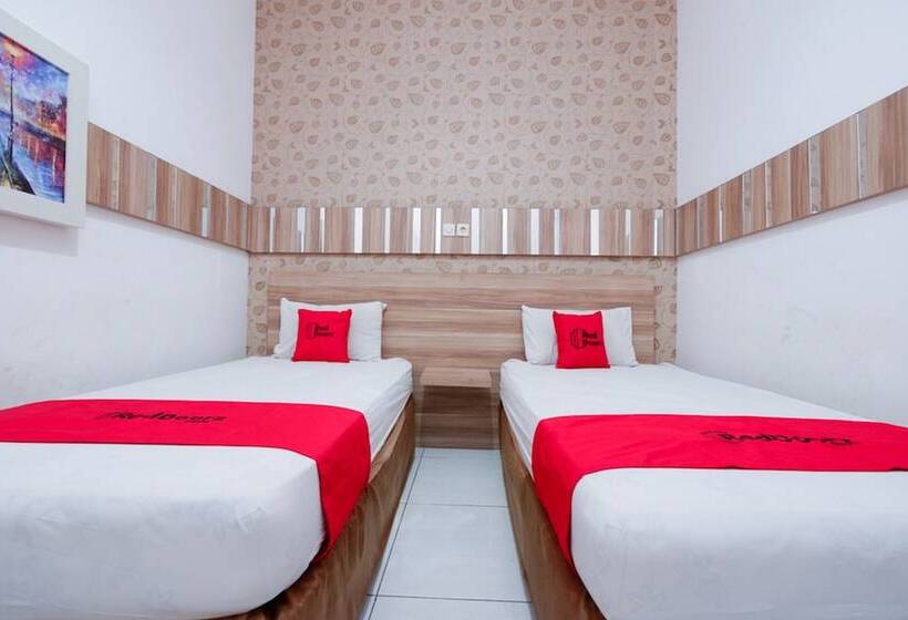标准间, Reddoorz Near Plaza Simpang Lima