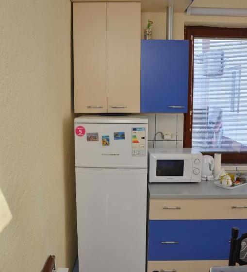 آپارتمان 1 خوابه همکف, Apartment Elmari