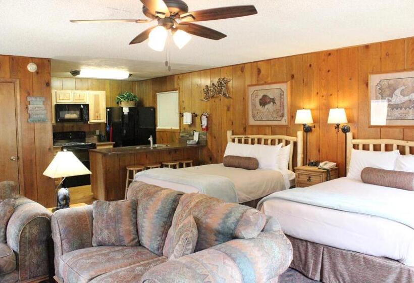 Люкс Вид на Реку, Copper King Lodge