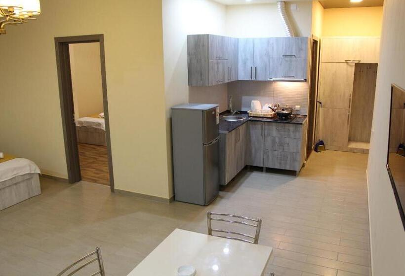 آپارتمان 1 خوابه با چشم‌انداز دریا, Nakashidzes Apartments