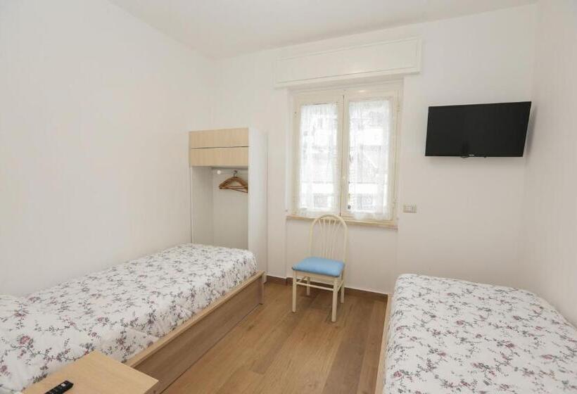 Standard room with outdoor bath, La Dea Bendata