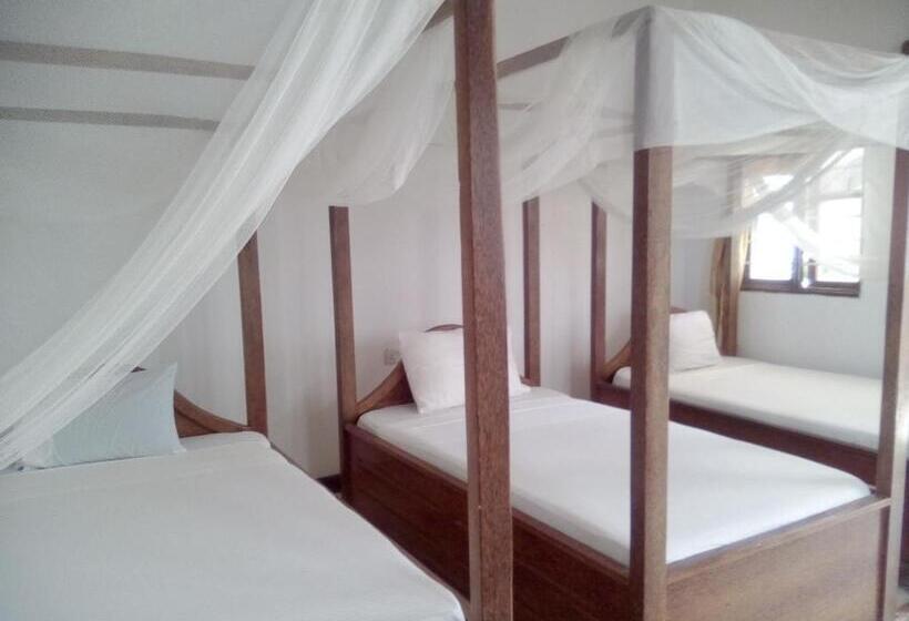 标准三人间, Amesbungalows