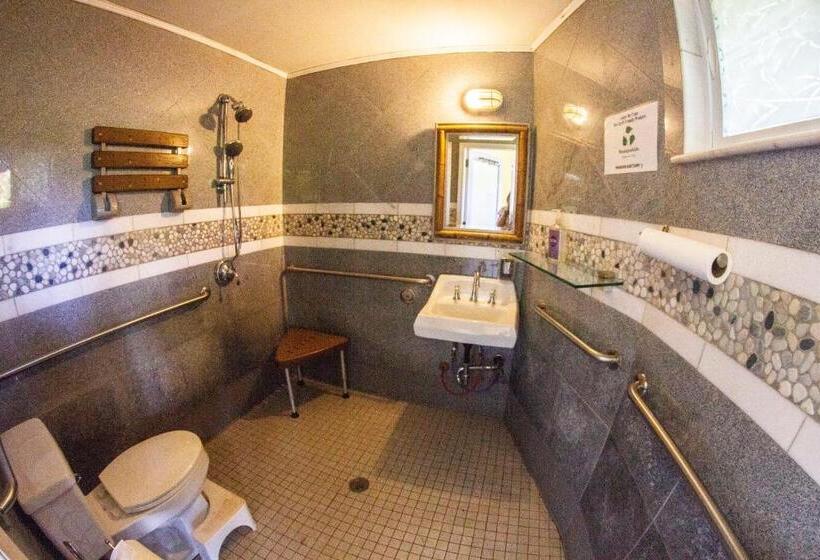 Номер Стандарт Совместная Ванная, Hawaiian Sanctuary Eco Retreat Center
