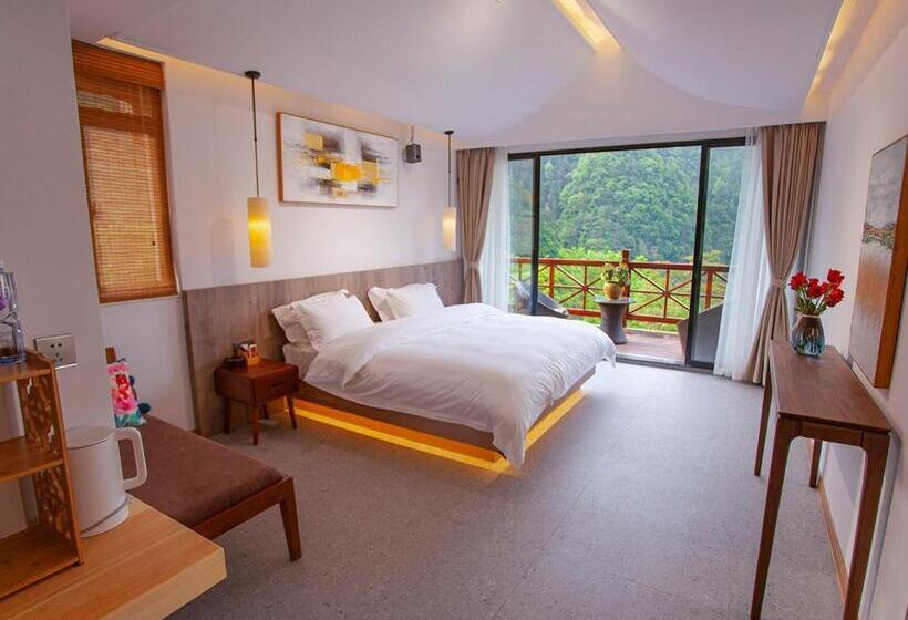 バルコニー付スイート, Mount View Cottage