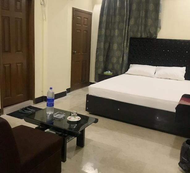 اتاق استاندارد با بالکن, Second Home