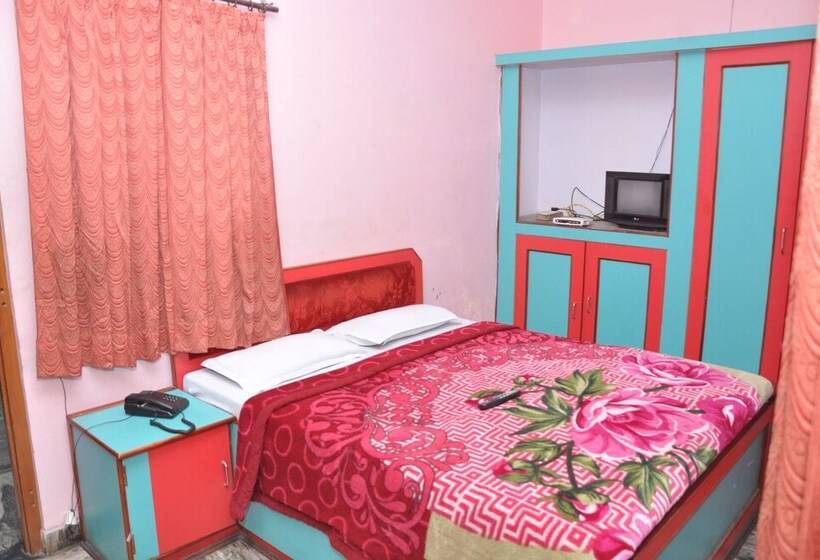 اتاق لوکس, Kanak Guest House