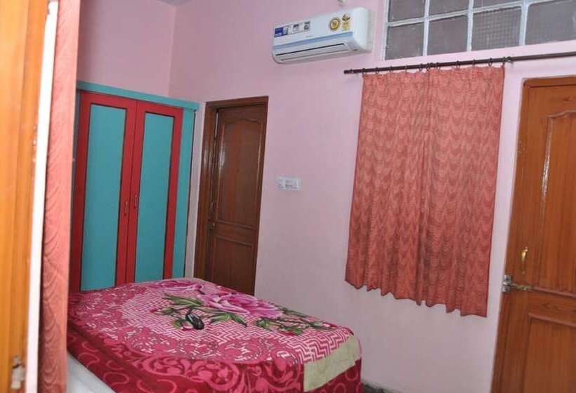 اتاق لوکس, Kanak Guest House