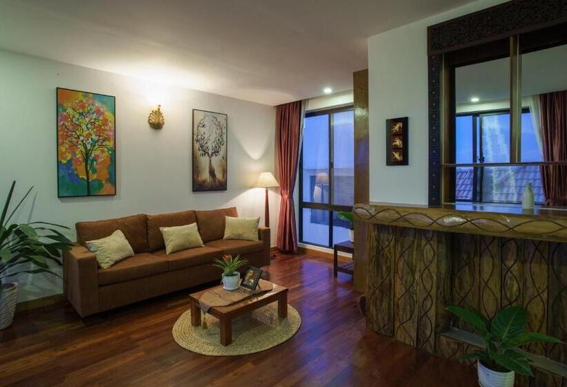 آپارتمان 2 خوابه, Boravin House