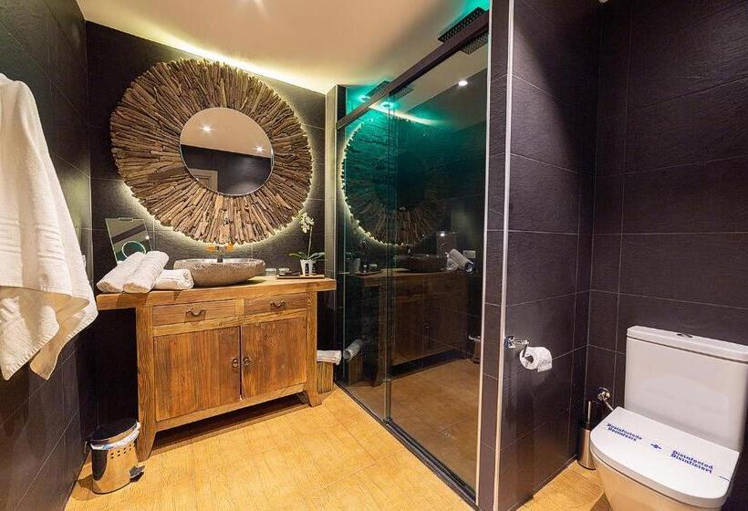 Номер Стандарт с Гидромассажем, Hospedería Casa Martell