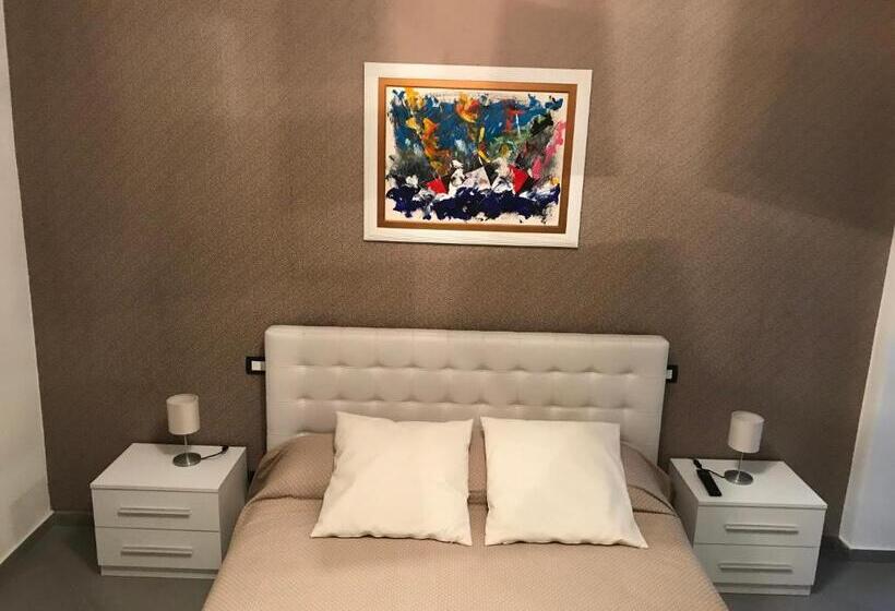 اتاق لوکس, B&b Ricci
