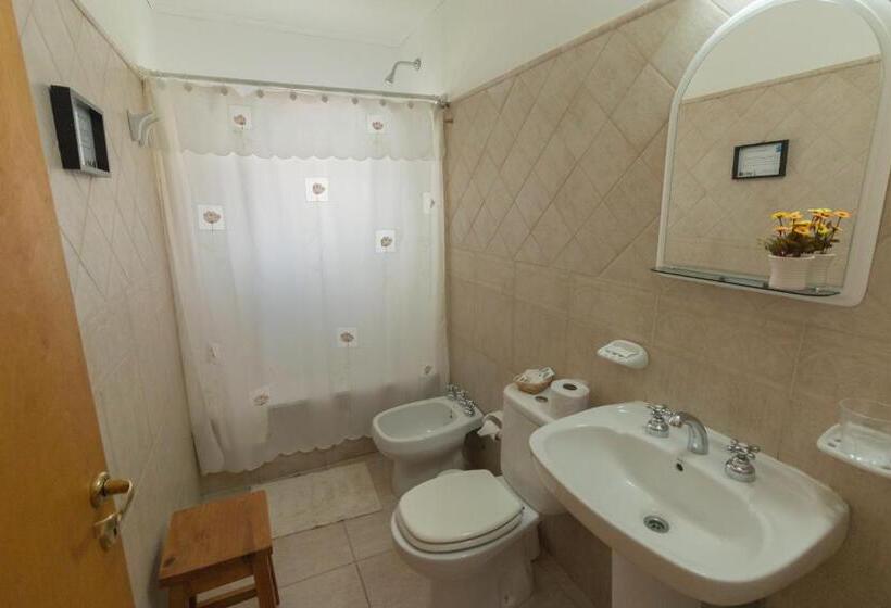 اتاق کلاسیک چهارنفره, Hosteria La Casa De Ketty